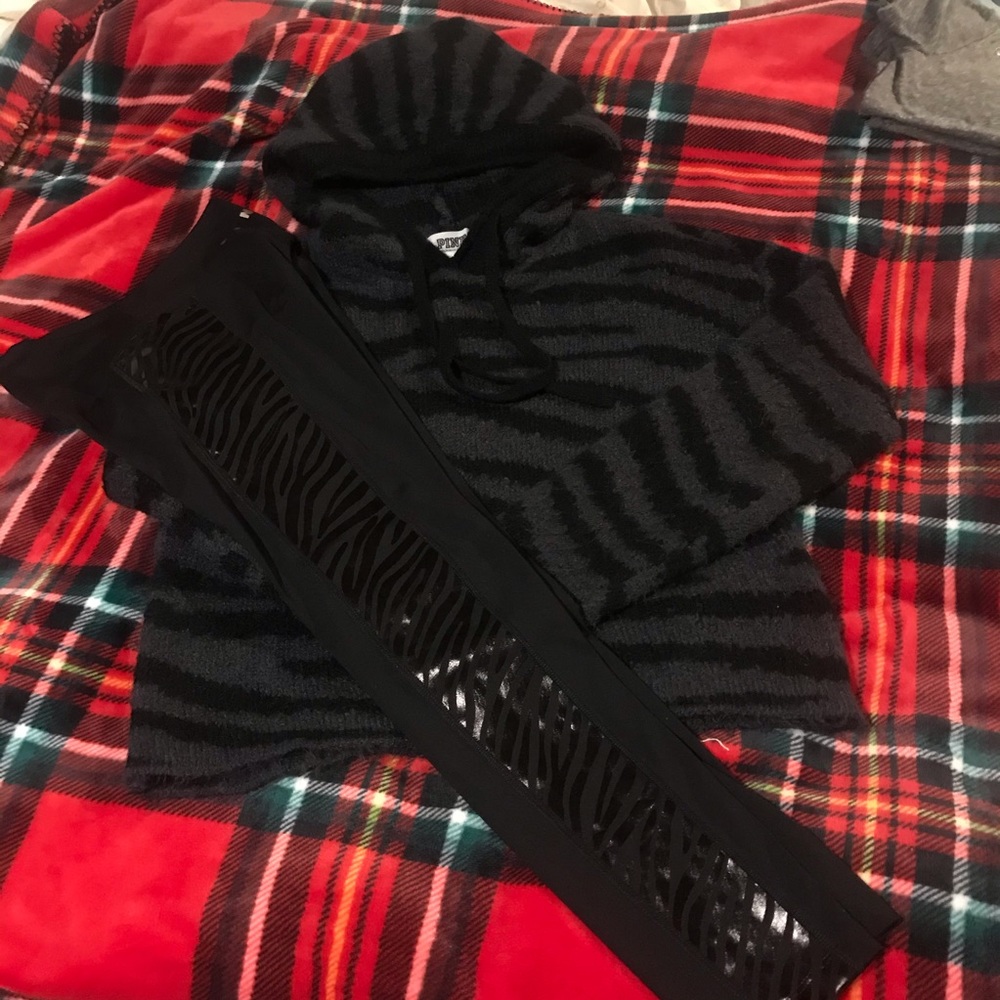 Vs pink zebra set